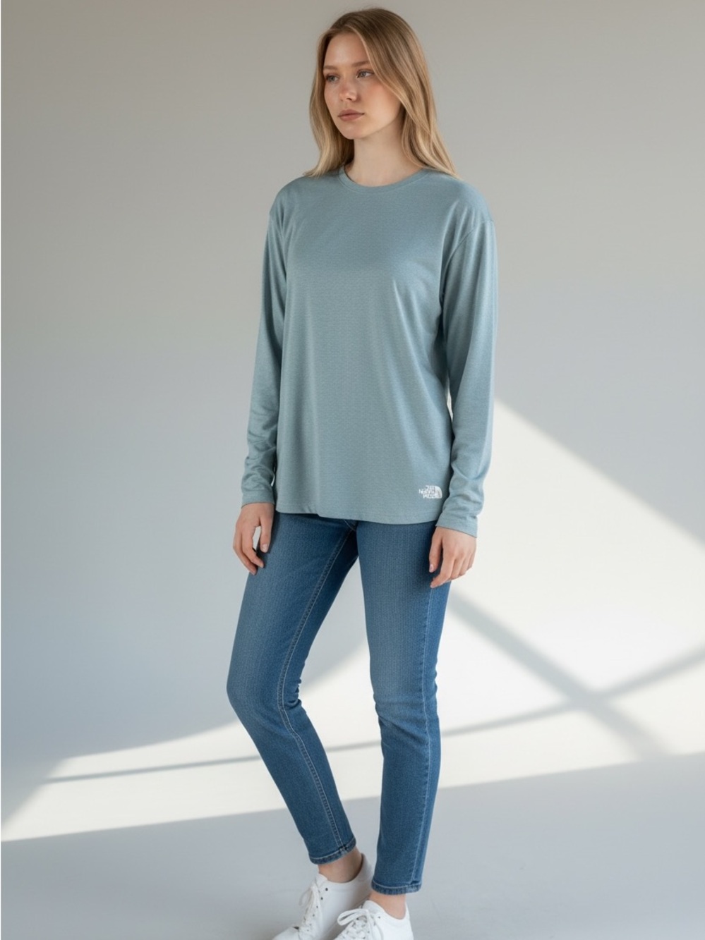 The North Face Women's Shadow Long Sleeve Athletic T-Shirt Size Small